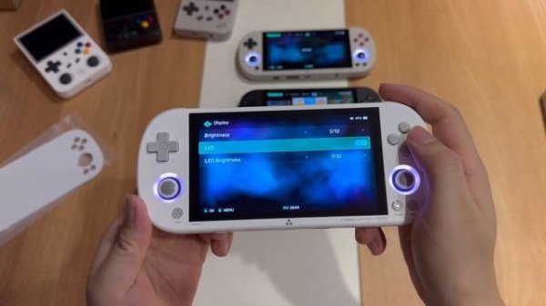 Trimui Smart Pro Unboxing