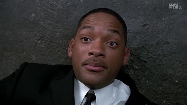 Tommy Lee Jones Gets De-Neuralyzed by Will Smith | Men in Black II смотреть онлайн