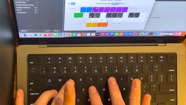 iPhone Marimba ringtone GarageBand QWERTY muiscal typing demo how to play (MYP Music) смотреть онлайн