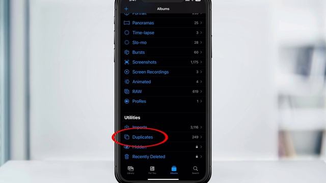 How To Find Duplicate Photos on iPhone - New iOS 16 Update смотреть онлайн