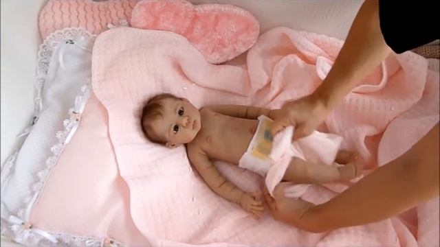 Full Body Silicone Baby Reborn Doll Mia смотреть онлайн