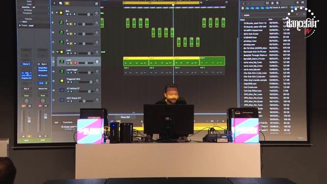 John Christian on Mixing/Mastering | Dancefair 2018 смотреть онлайн