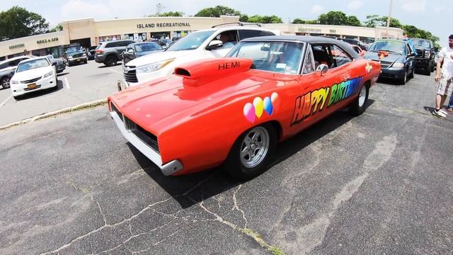 Demon TRACKHAWK?!?! смотреть онлайн