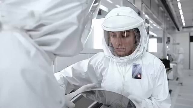Banned Apple Intel Mac Commercial (Alternate Ending) смотреть онлайн