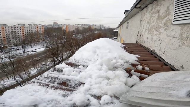 Крыша на балкон в Москве своими руками/Ремонт крыши/Установка козырька над балконом/Кровля смотреть онлайн