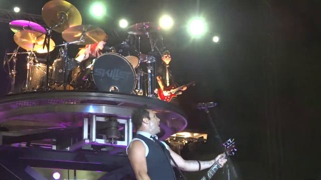 Skillet - Awake and Alive (9/15/12) смотреть онлайн