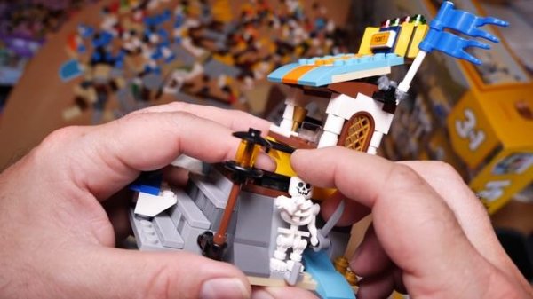 LEGO B-Modell der Piraten-Achterbahn (Set 31084)