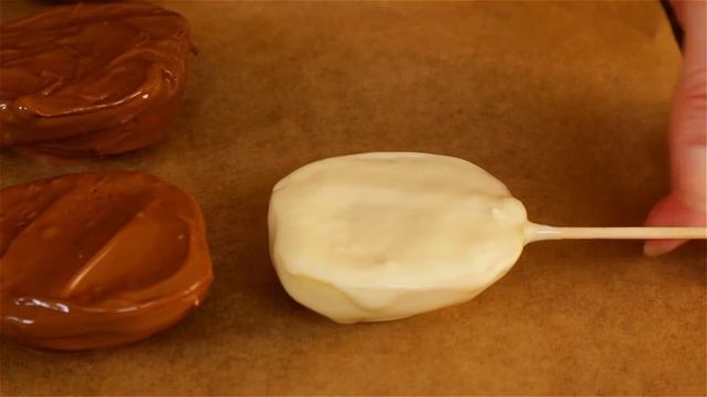 Savisto Halloween Treat Recipe: How to Make Toffee Apple Twists смотреть онлайн