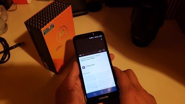Review Moto e5 play | Un Motorola con Android Go! Edition смотреть онлайн