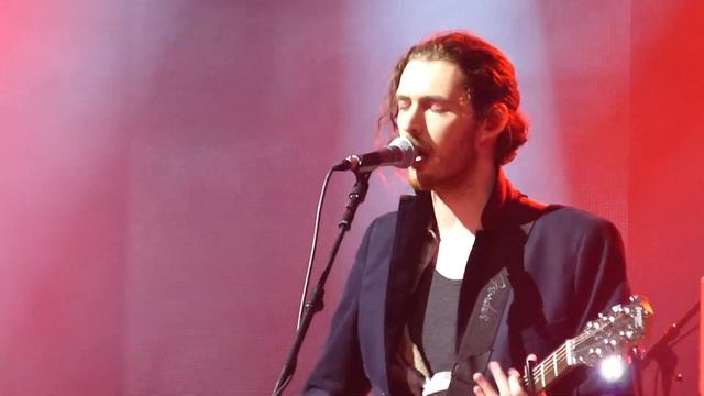 "Take Me To Church" (Live at Roundhouse (iTunes Festival), London, 24 September 2014) - HOZIER [HD] смотреть онлайн