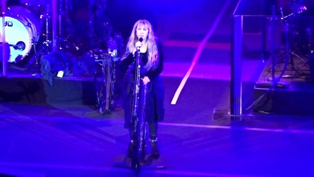 "Landslide" Stevie Nicks Red Rocks Amphitheatre Morrison CO 05/11/22 смотреть онлайн