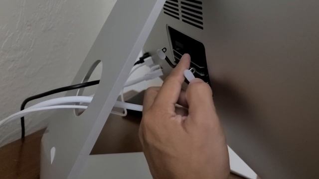 Samsung 32g RAM installation (2019 27" IMAC) смотреть онлайн