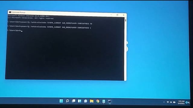 How To Change Brightness of Battery Saver Mode in Windows 11 смотреть онлайн