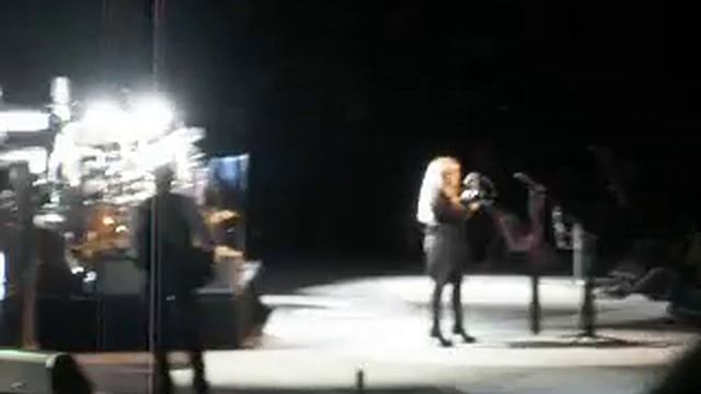 Fleetwood Mac "World Turning" at Spokane Arena on June 29, 2013 смотреть онлайн