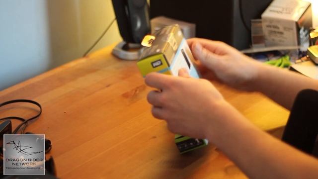 Western Digital 1TB MyPassport Hard Drive Unboxing смотреть онлайн
