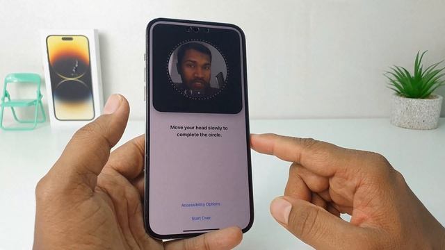 iPhone 14 Pro Max: How to Setup Face ID смотреть онлайн