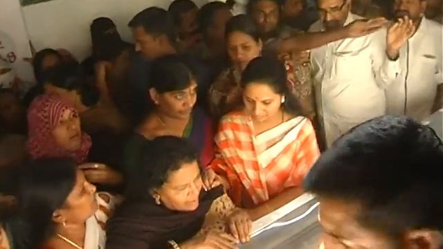 MP Kavitha Pays Tributes To Telangana Jagruthi State Youth Leader Hyder | T Varthalu смотреть онлайн