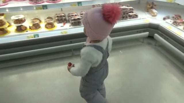 ВЛОГ Танцуем в машине ♡ Наши покупки в магазине смотреть онлайн