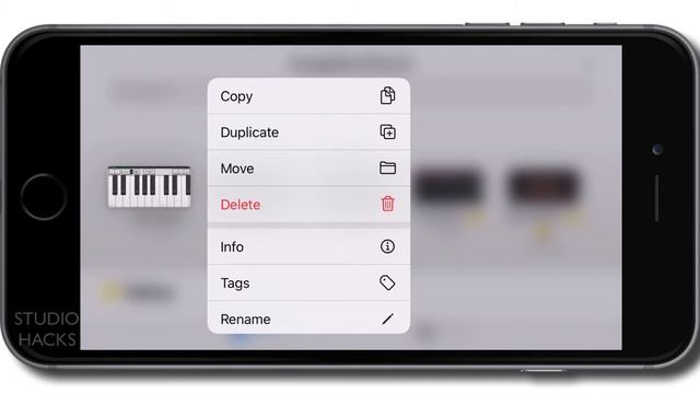 iPhone GarageBand Course #2 [Your First Song] смотреть онлайн