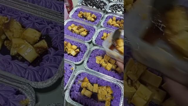 Sideline tayo mga Biee Chocomoist Cake Ube LecheFlan Cake Banana Cake 💖 | MACO Bakes смотреть онлайн