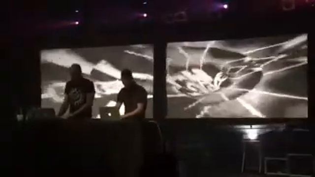 Luke the Knife "Dreams" (Fleetwood Mac remix) - Hodi's Half Note - 11/19/16 смотреть онлайн