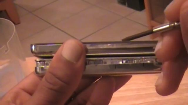 Opening a 6th or 7th generation Ipod смотреть онлайн