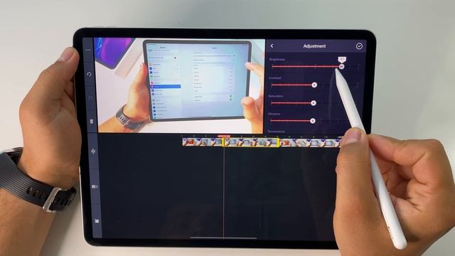 IPAD Pro 2020 12.9” & video editing with KineMaster pro | how to edit videos on iPad Pro смотреть онлайн