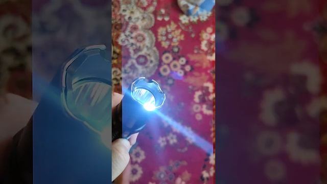 фонарь шокер Россия. лупит так аж виде запись плывет. смотреть онлайн