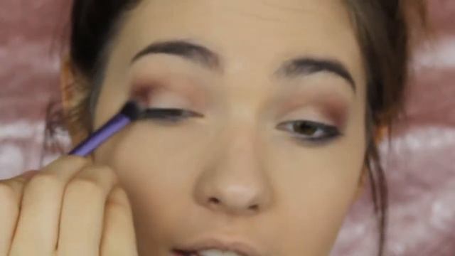 Fun & Flirty With a Hint of Darkness Inspired makeup! смотреть онлайн