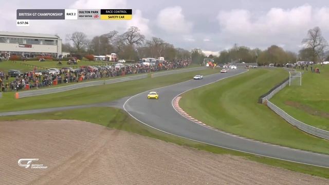 Spin Outs and Crashes on Dramatic Opening Lap! | Oulton Park | 2024 British GT Championship смотреть онлайн