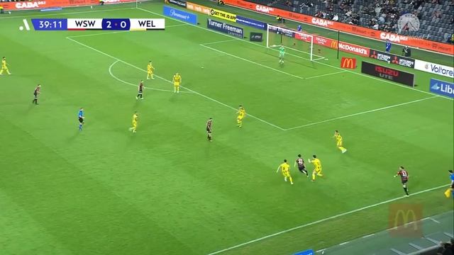 Western Sydney Wanderers FC v Wellington Phoenix - Macca's® Highlights | Isuzu UTE A-League смотреть онлайн
