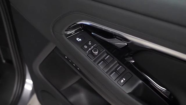 2019 Range Rover Evoque R-Dynamic SE - WALKROUND смотреть онлайн