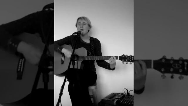 Lindsey Buckingham - Go Insane, acoustic cover смотреть онлайн