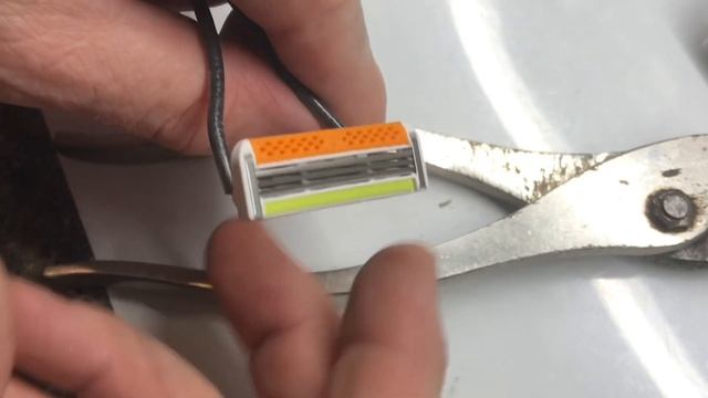 ￼”making” a UNIVERSAL￼ razor handle (gillette mach3￼ schick hydra)￼￼￼ смотреть онлайн