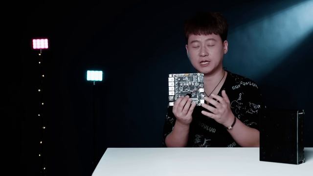 N5105 V3版本年中小改款，四口2.5G软路由，送VUM虚拟整合包。 смотреть онлайн