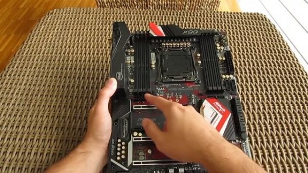 ASRock Fatal1ty X99 Professional Gaming i7 Preview - Gaming With Style