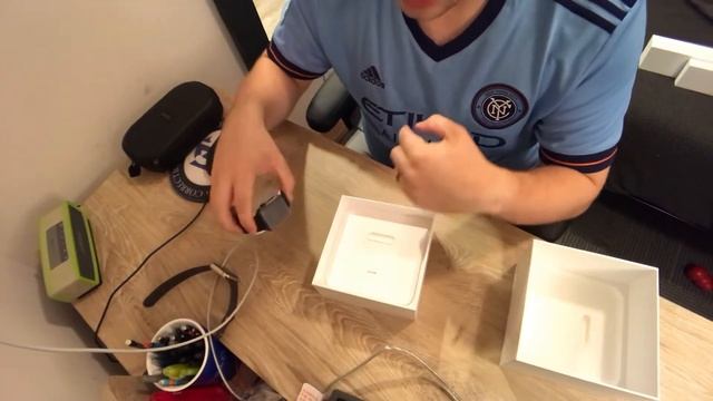 Apple Watch Series 3 Unboxing!! смотреть онлайн
