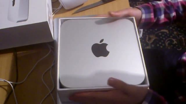 Unboxing Apple Mac mini 2011 смотреть онлайн