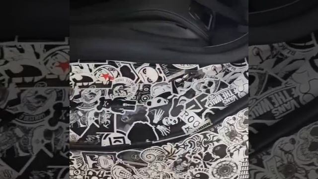 Stickerbomb смотреть онлайн