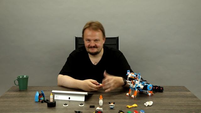 Hrajeme si s LEGO Boost 3: Kocour Frankie! - AlzaTech #685 смотреть онлайн