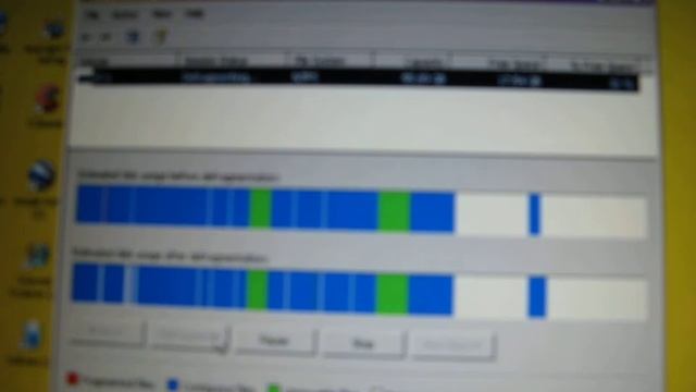 Windows Defrag is Much Slower then Auslogics Disk Defrag смотреть онлайн