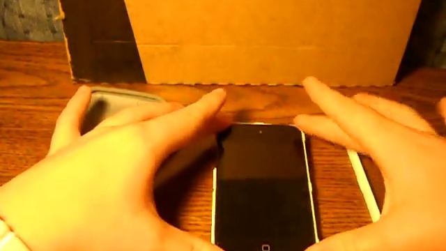 Otterbox Defender Series Case For The iPod Touch 4th Generation Unboxing смотреть онлайн