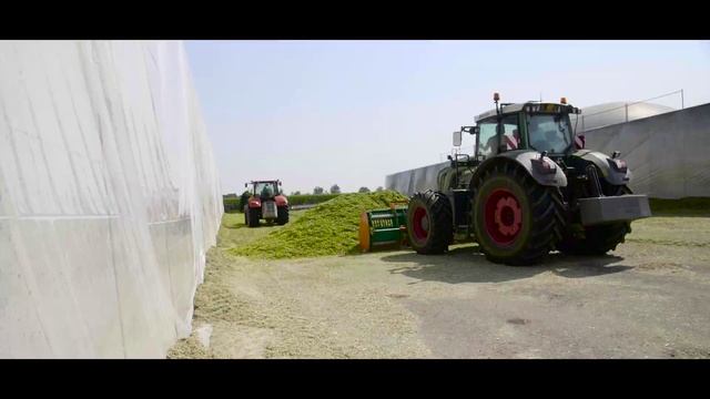 NEW CLAAS Jaguar 980, 2x FENDT 930 TMS, 820, 818 | Corn Chopping | Agromeccanica Agliardi | ᴴᴰ смотреть онлайн