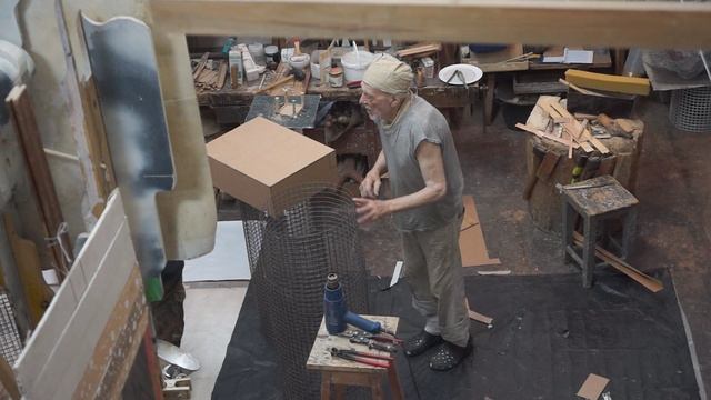 В мастерской художника и скульптора Андрея Красулина смотреть онлайн