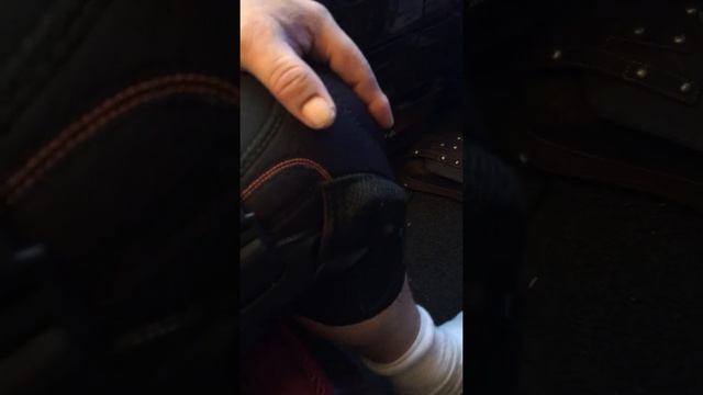 Shock Doctor Hinged Knee Brace Maximum Support Compression Knee Brace (bought from Amazon) смотреть онлайн