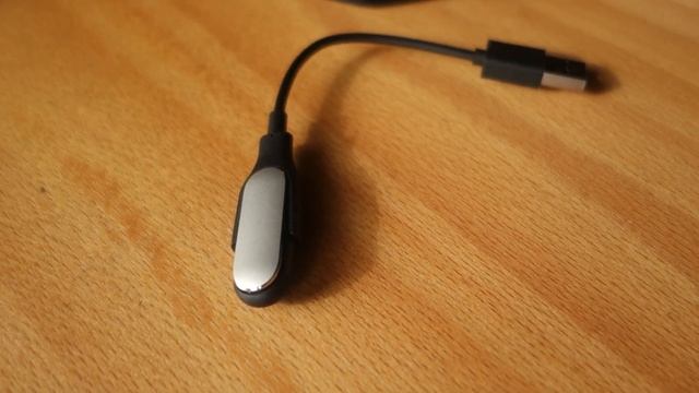 Xiaomi Mi Band 2 - Unboxing and First Impressions смотреть онлайн
