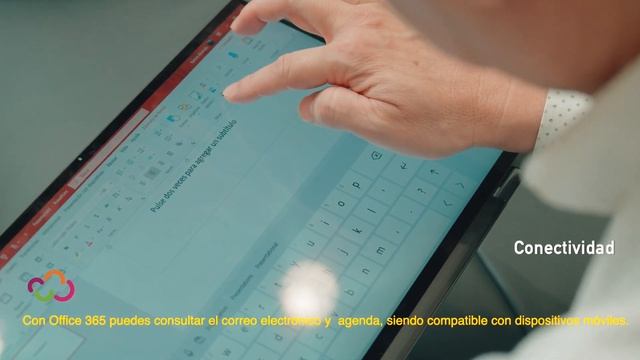 Los dispositivos de Windows 10 Pro y Microsoft diseñados para colaboración y productividad смотреть онлайн