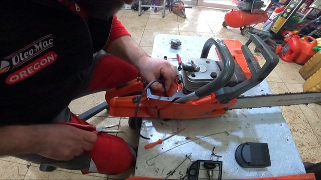 MOTORLU TESTERE ÇALIŞMIYOR HUSQVARNA 268 / KARBÜRATÖR AYAR / BASİT BAKIM İŞLERİ... смотреть онлайн