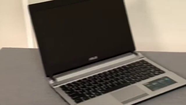 Asus U36J smukły i lekki notebook смотреть онлайн