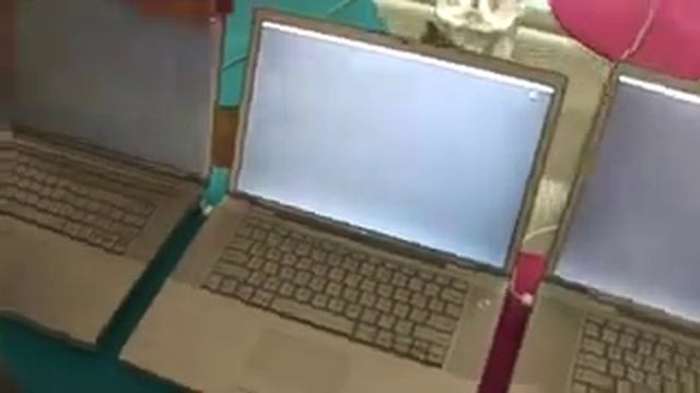 Apple fix my 17" MacBook Pro Core 2 Duo DISPLAY! смотреть онлайн